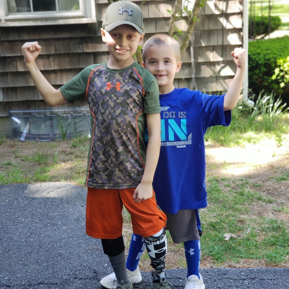 MEET YOUR SELLER! #LeoStrong - Picture 6 of 8